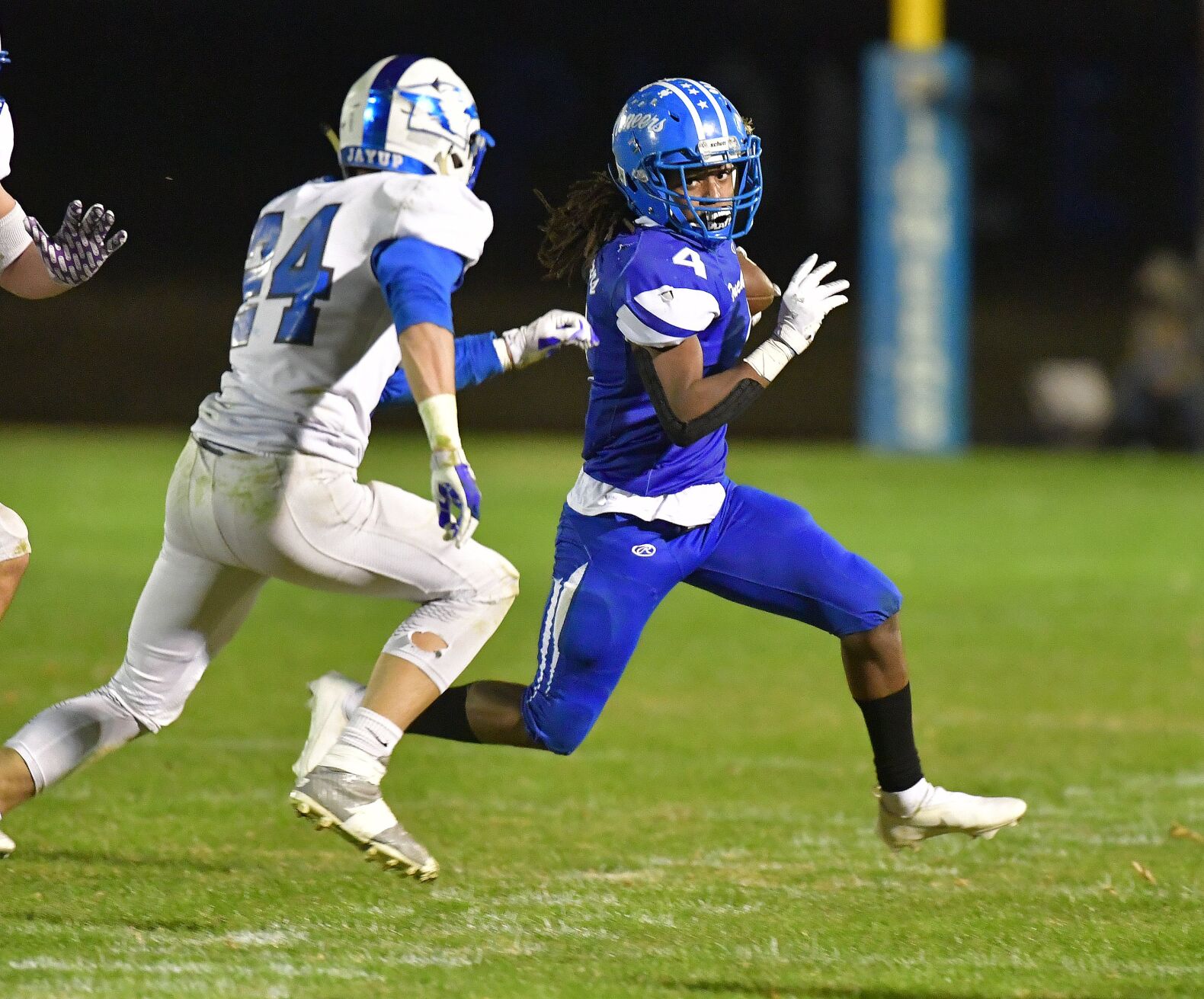 Duchesne vs Jefferson in a Class 2 state quarterfinal football game
